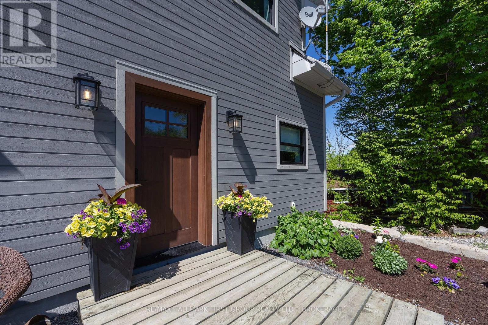 4802 PLUMB LANE - 44