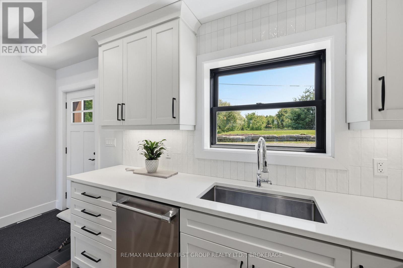 4802 PLUMB LANE - 7