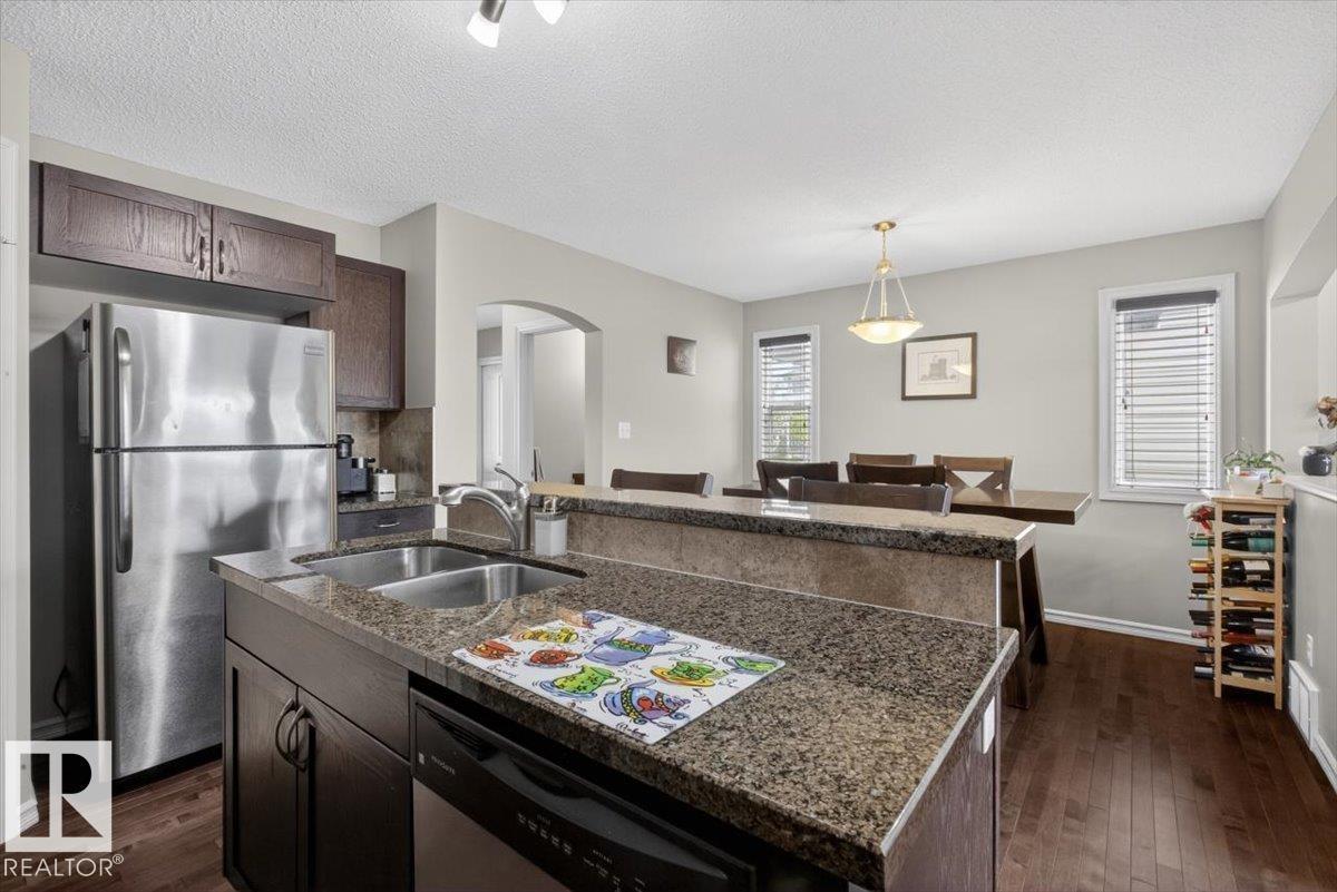 1107 35 AV NW - 12