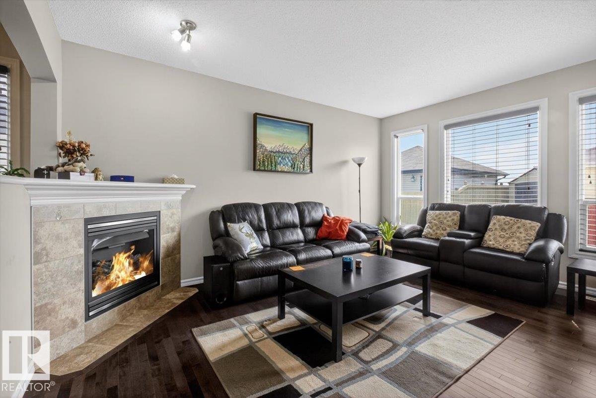 1107 35 AV NW - 17