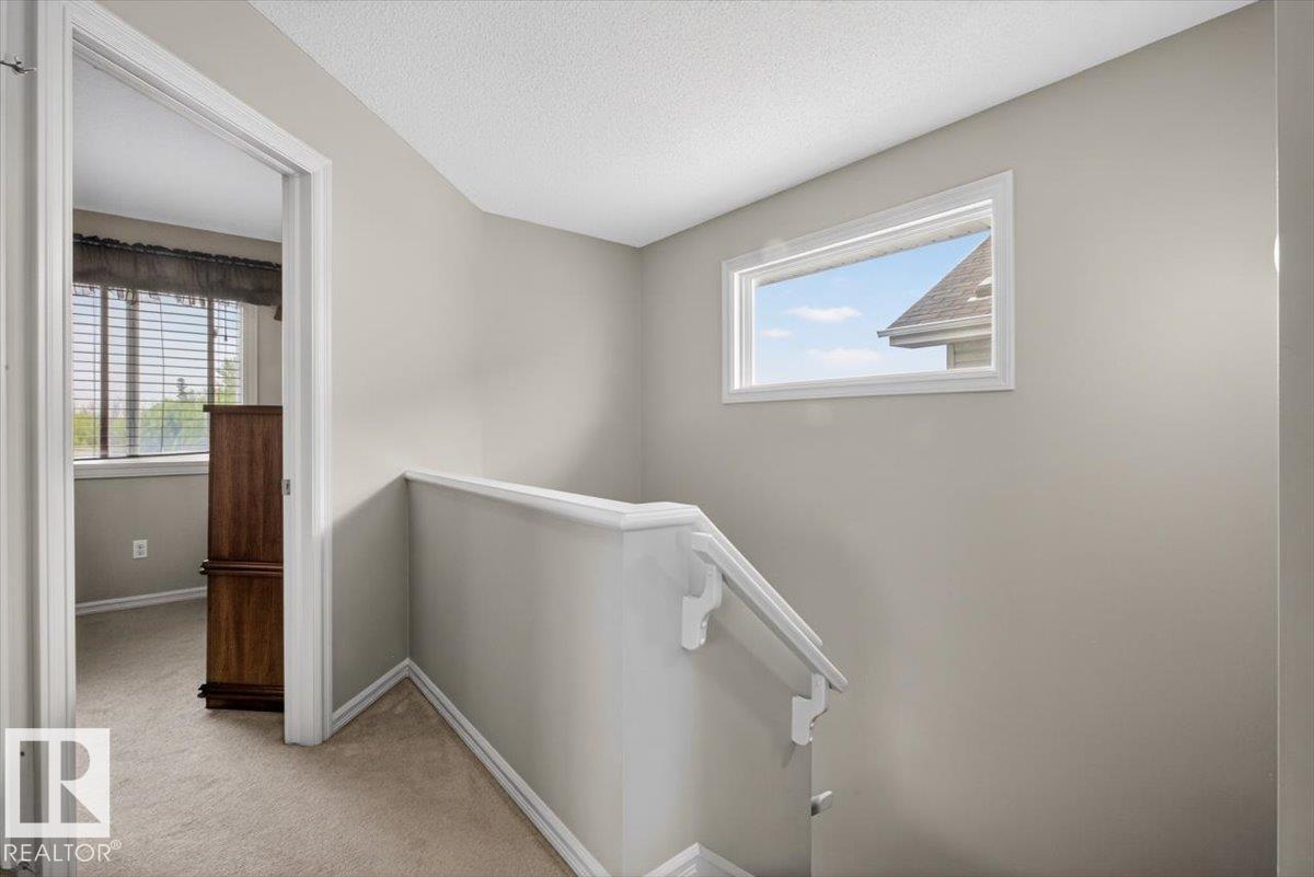 1107 35 AV NW - 24