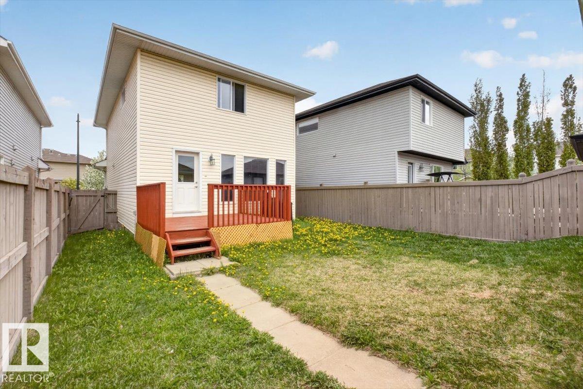 1107 35 AV NW - 37