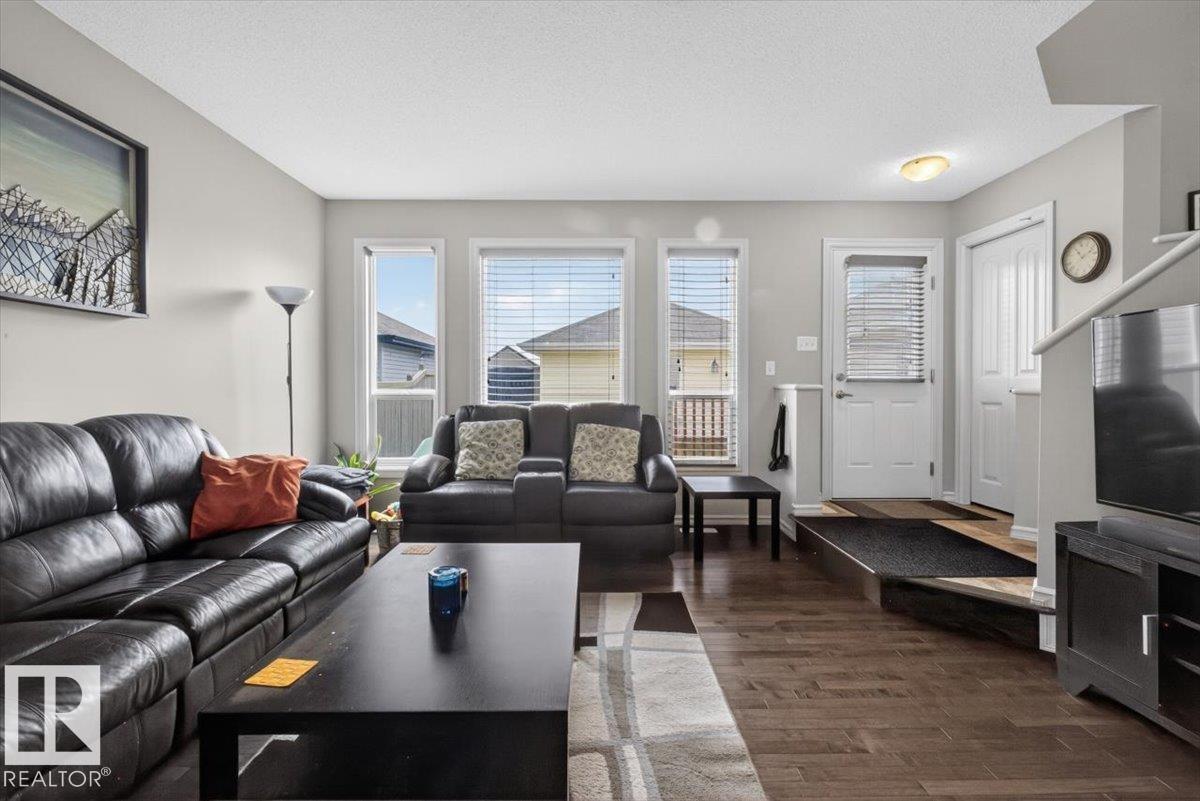 1107 35 AV NW - 18