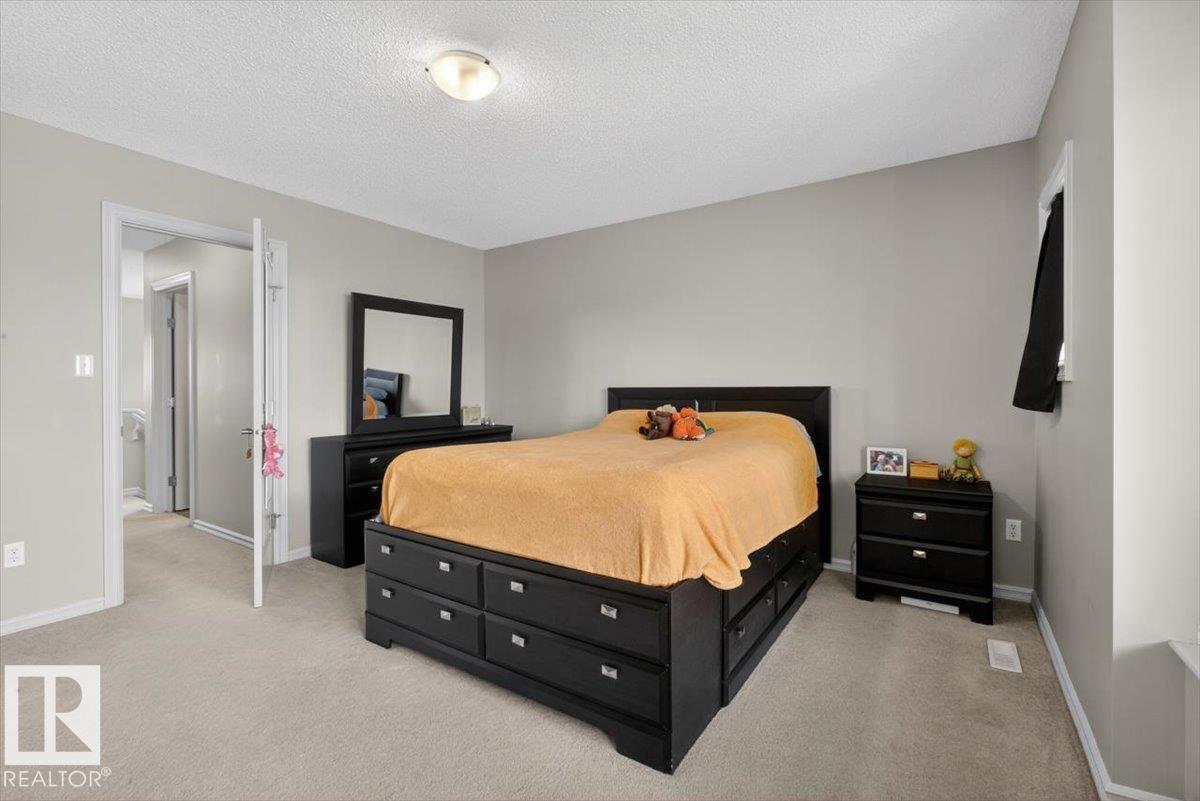 1107 35 AV NW - 31