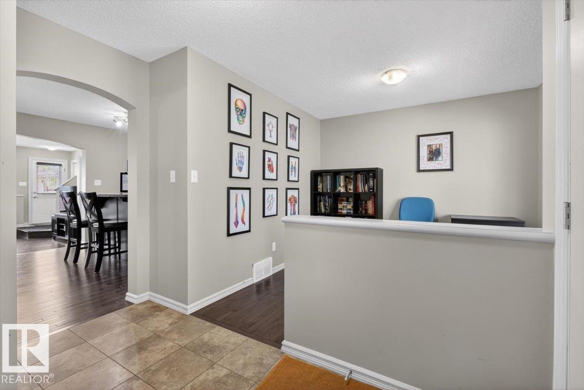 1107 35 AV NW - 5