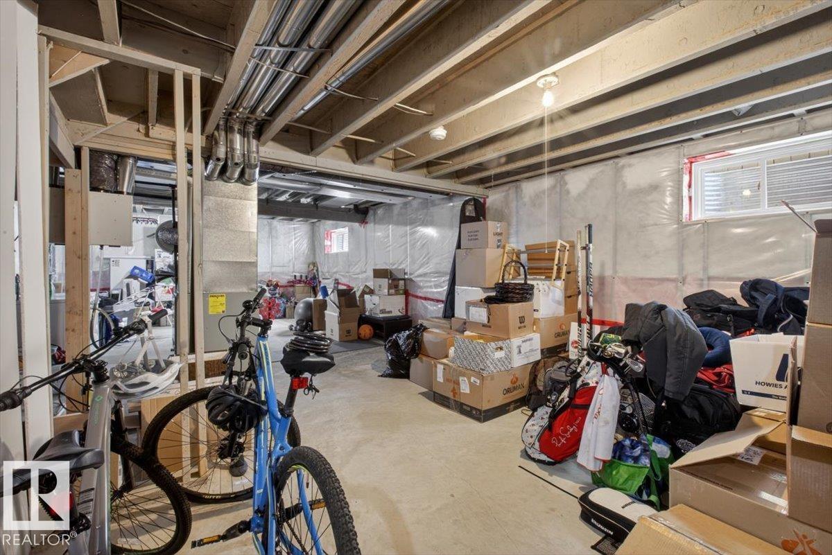 1107 35 AV NW - 35