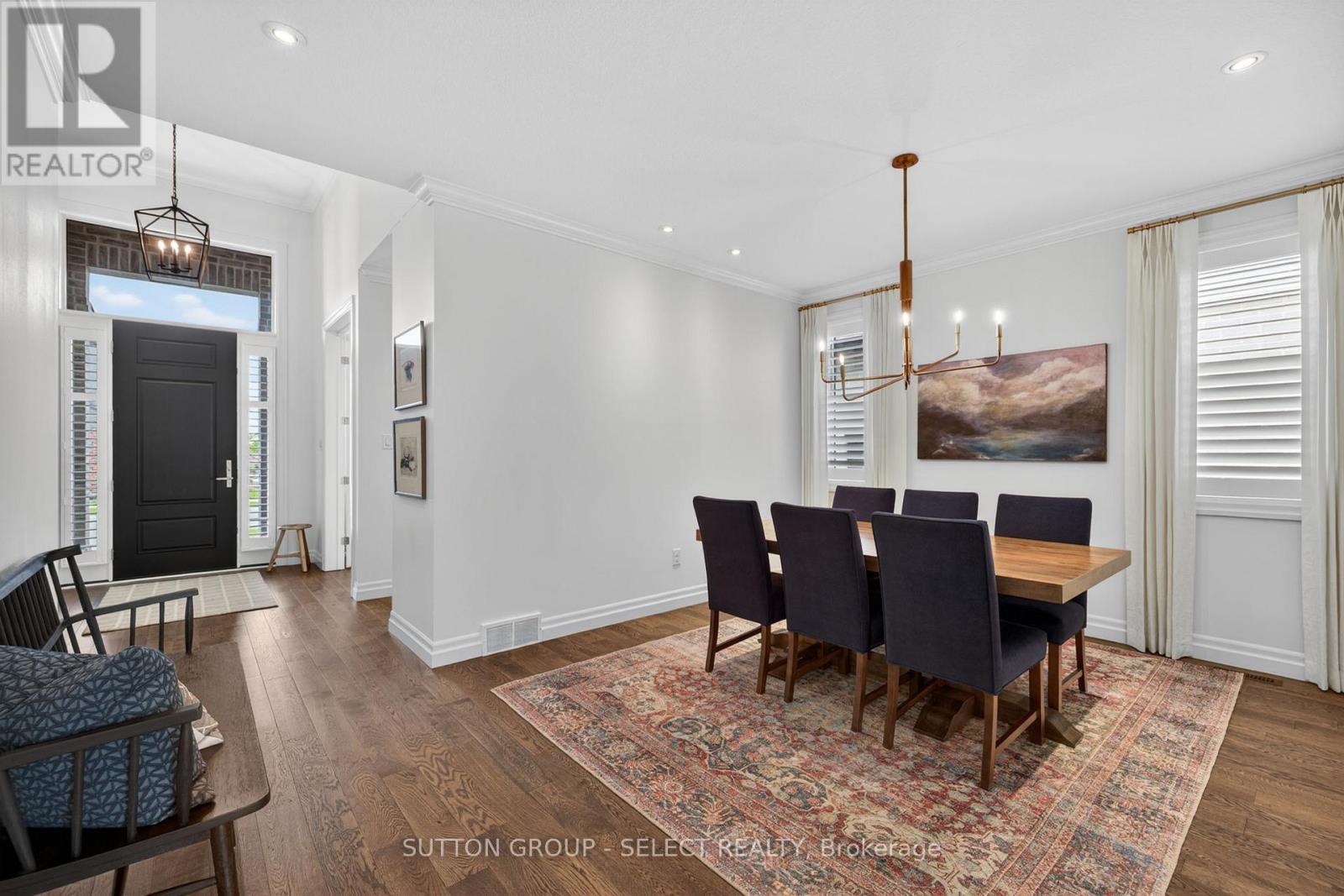 936 ZAIFMAN CIRCLE - 11