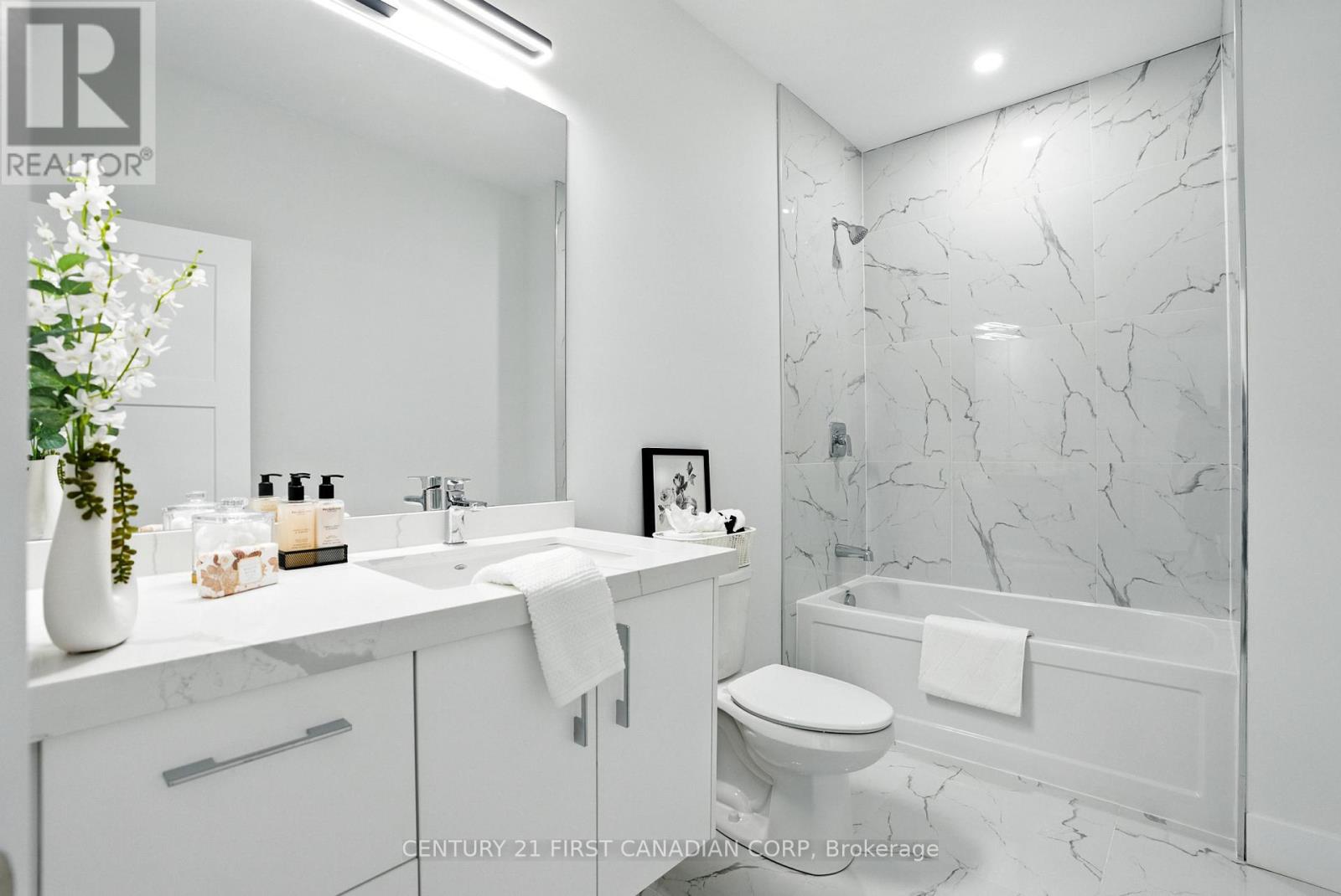 40 GREENE STREET - 35