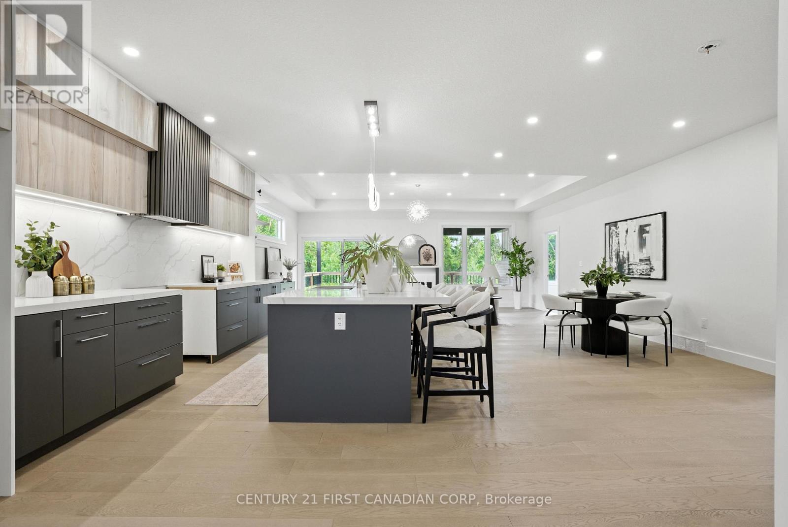 40 GREENE STREET - 6