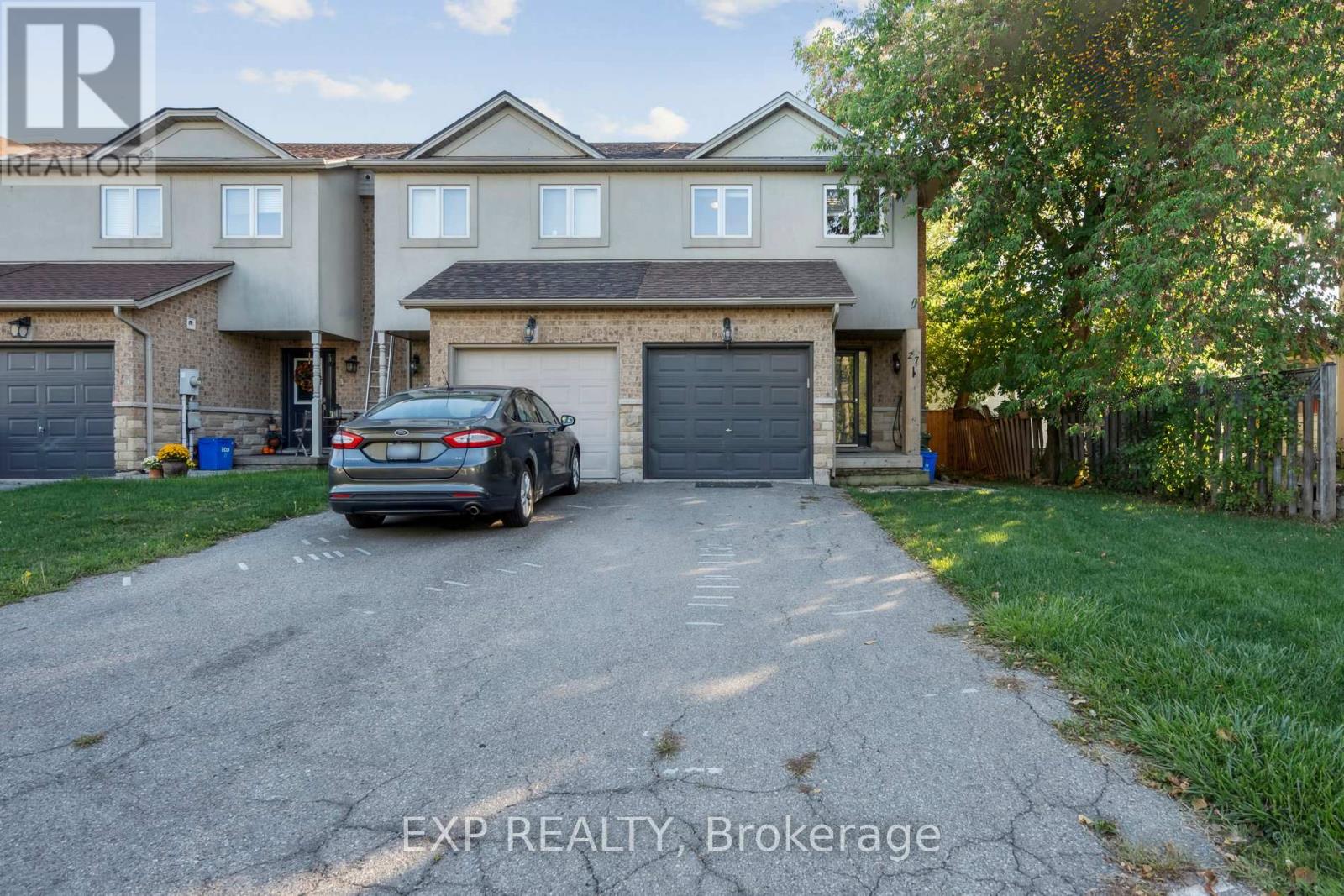 27 PETTIT STREET - 1