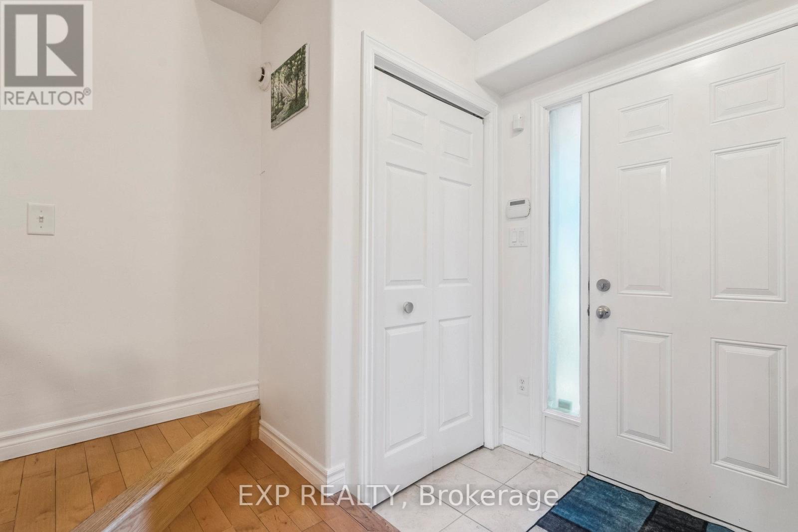 27 PETTIT STREET - 7