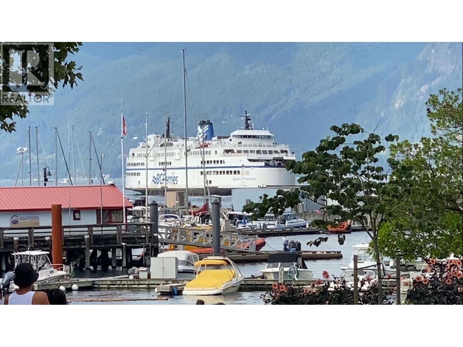 6338 DOUGLAS STREET, West Vancouver