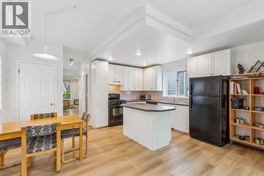 419 21 Avenue NW - 14