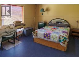 8985 Crescent Spur Road, Mcbride, BC V0J2E0 Photo 24