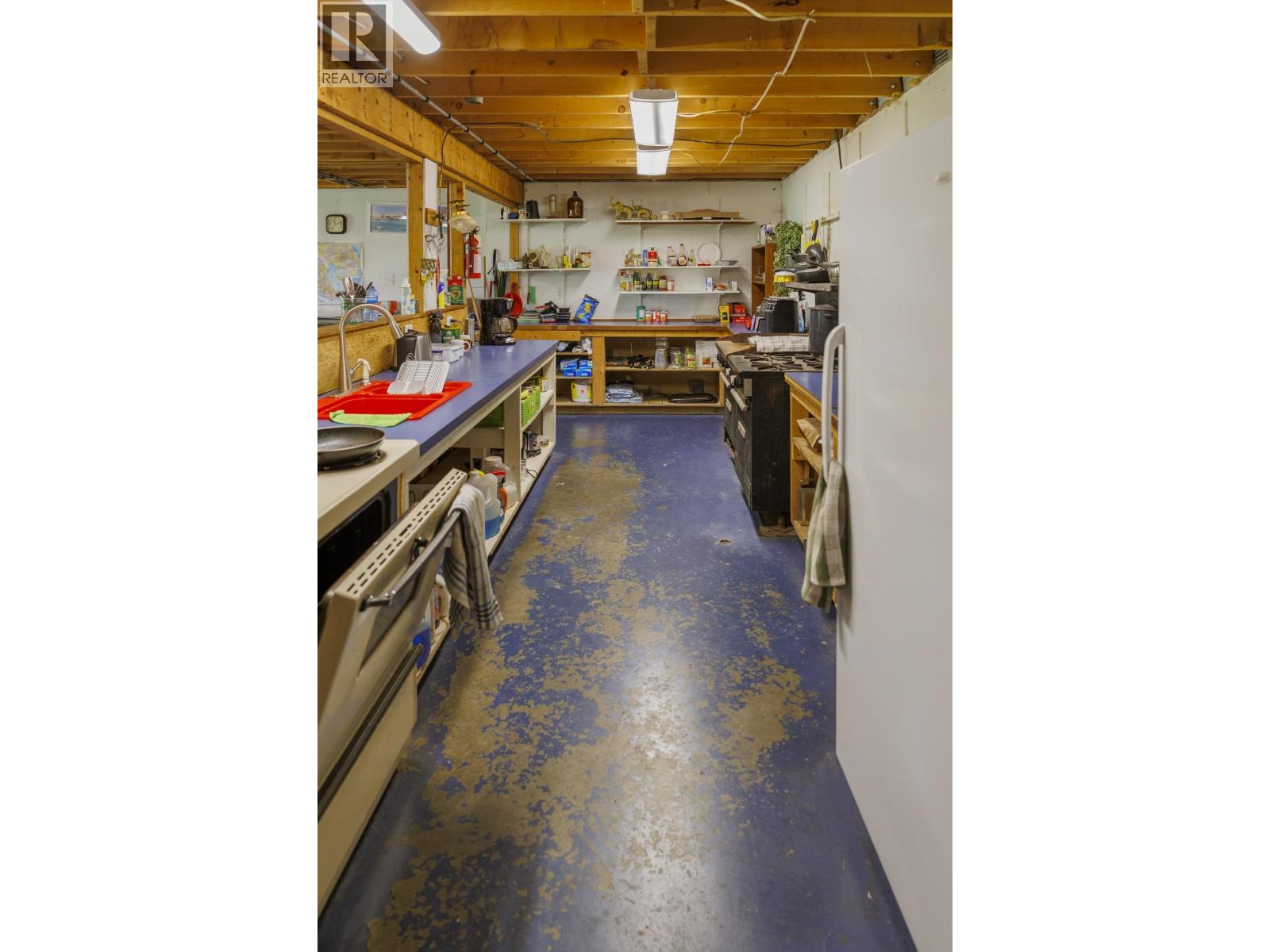 8985 CRESCENT SPUR ROAD - 22