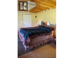 8985 Crescent Spur Road, Mcbride, BC V0J2E0 Photo 18