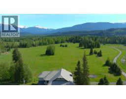 8985 Crescent Spur Road, Mcbride, BC V0J2E0 Photo 32