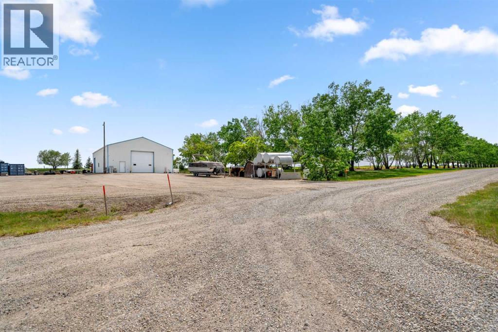 Driveway to Shop