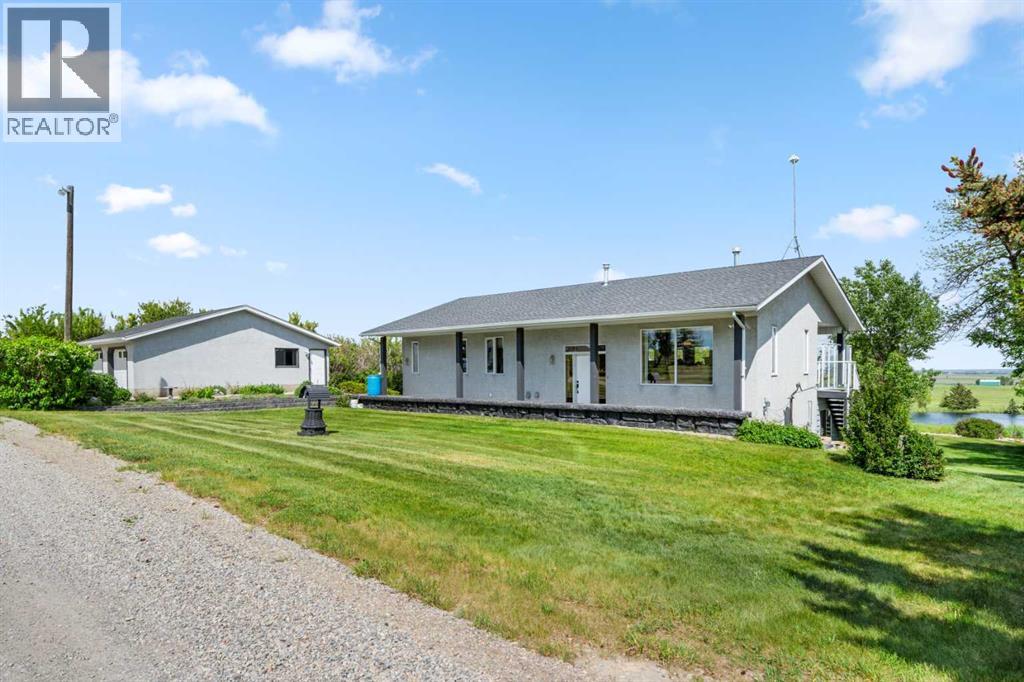 Bungalow & Garage