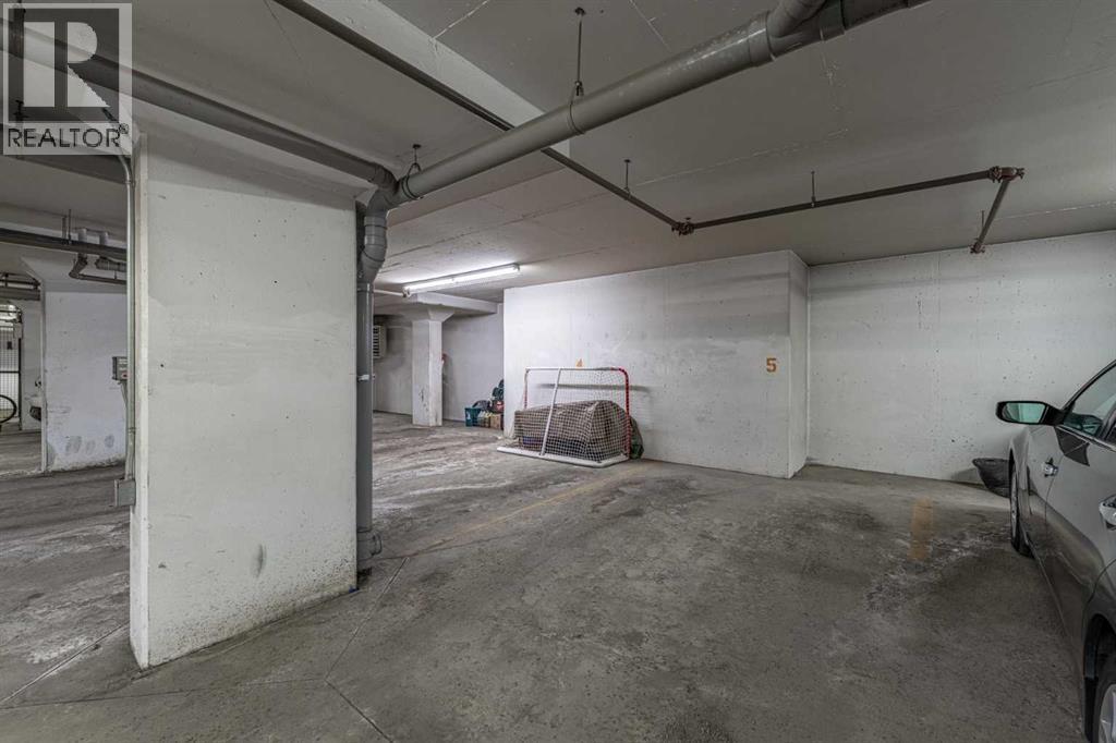 #205 12 Sage Hill Terrace NW - 31
