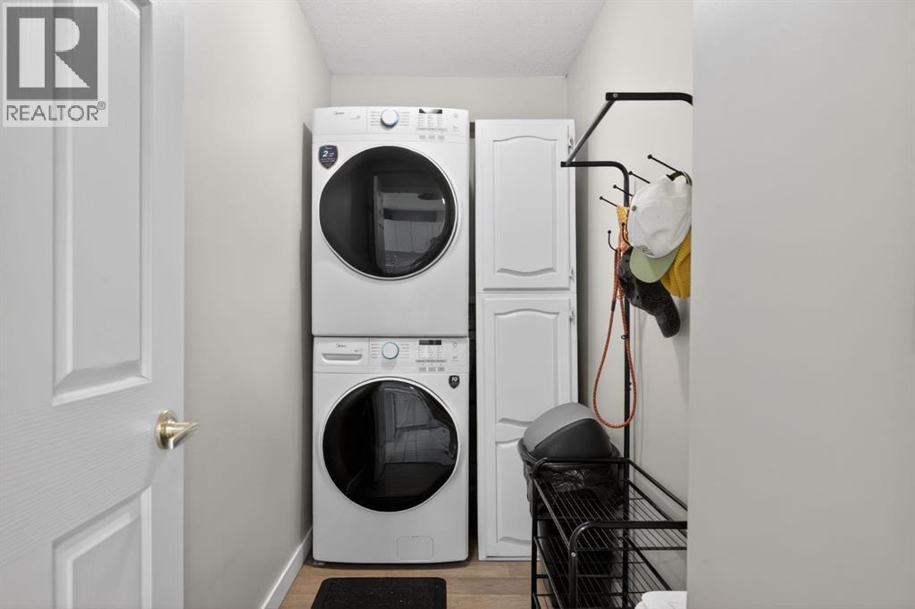 #305 1415 17 Street SE - 19