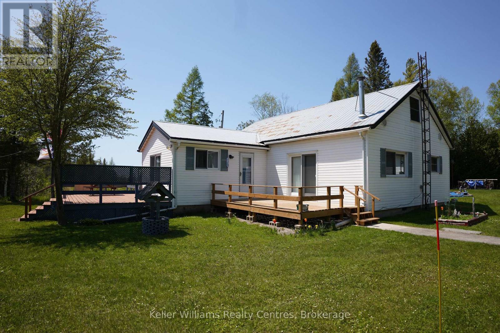 621 HURON ROAD - 6