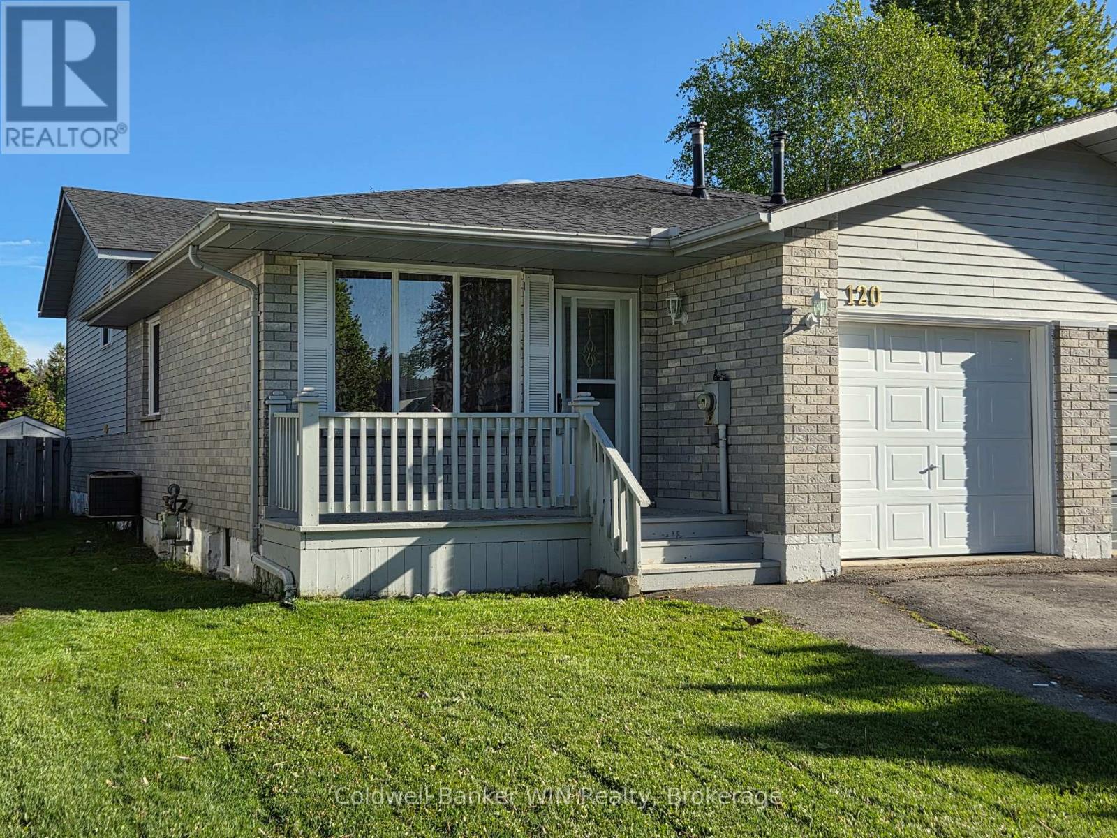 120 MELISSA CRESCENT