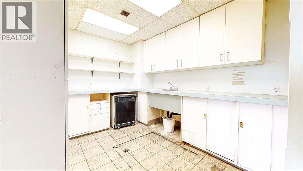 602 13 Street SE — photo 13