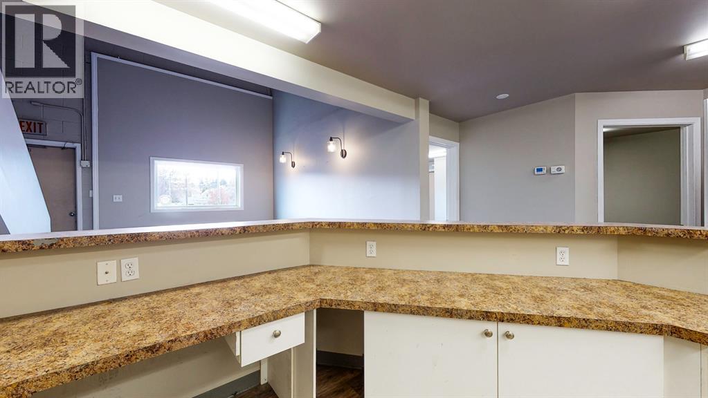 602 13 Street SE — photo 22