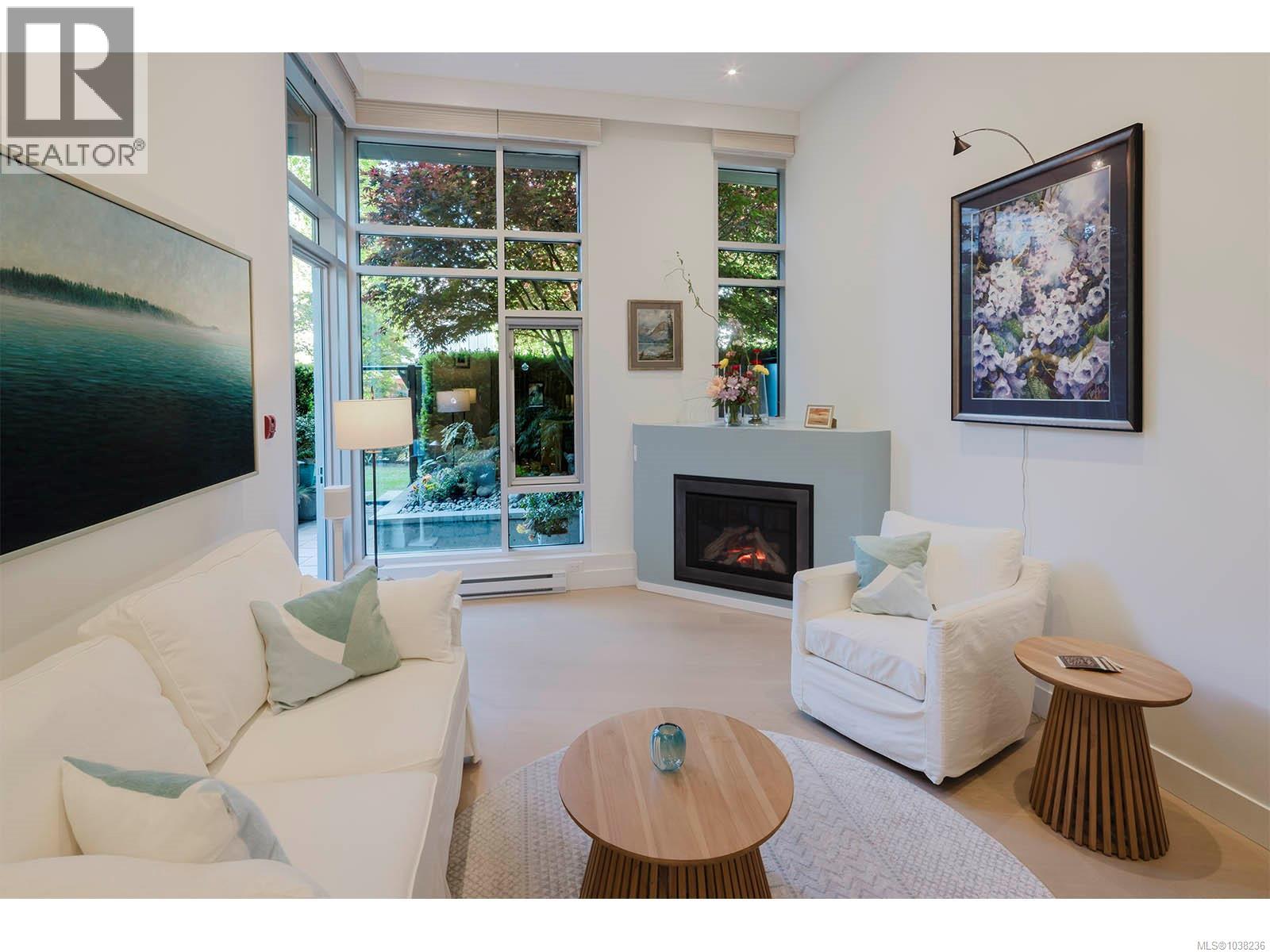 #N106 737 Humboldt St - 11
