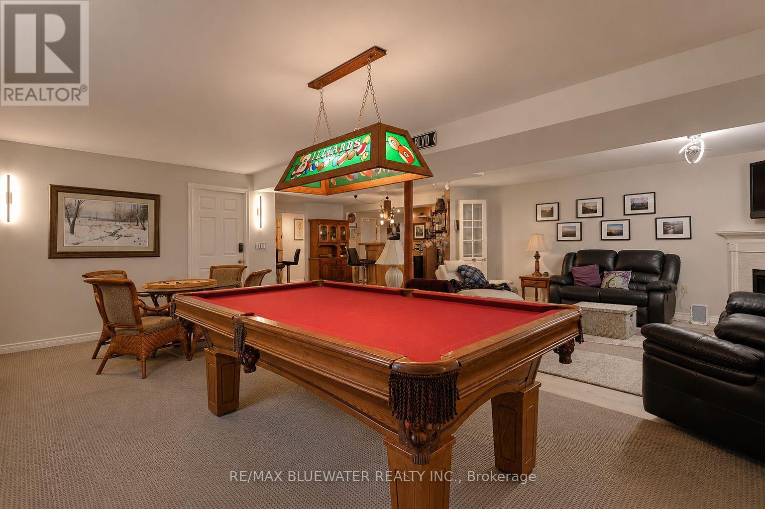 10419 PINETREE DRIVE - 39