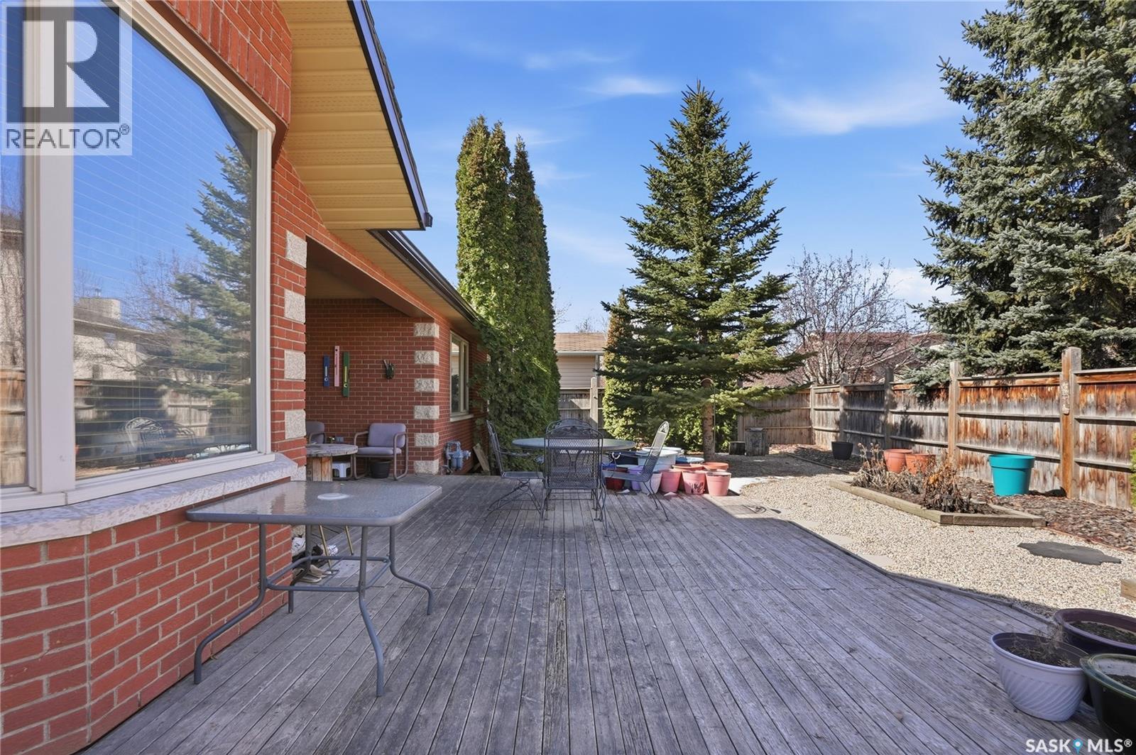 214 Forsyth COURT - 65