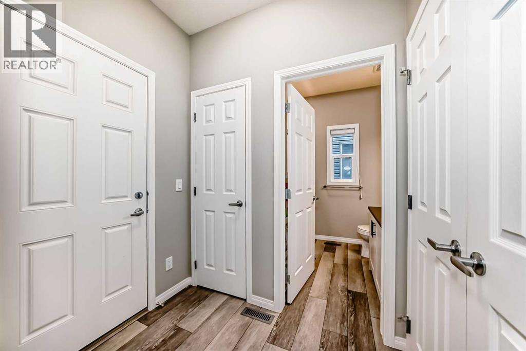73 Lucas Heights NW - 24