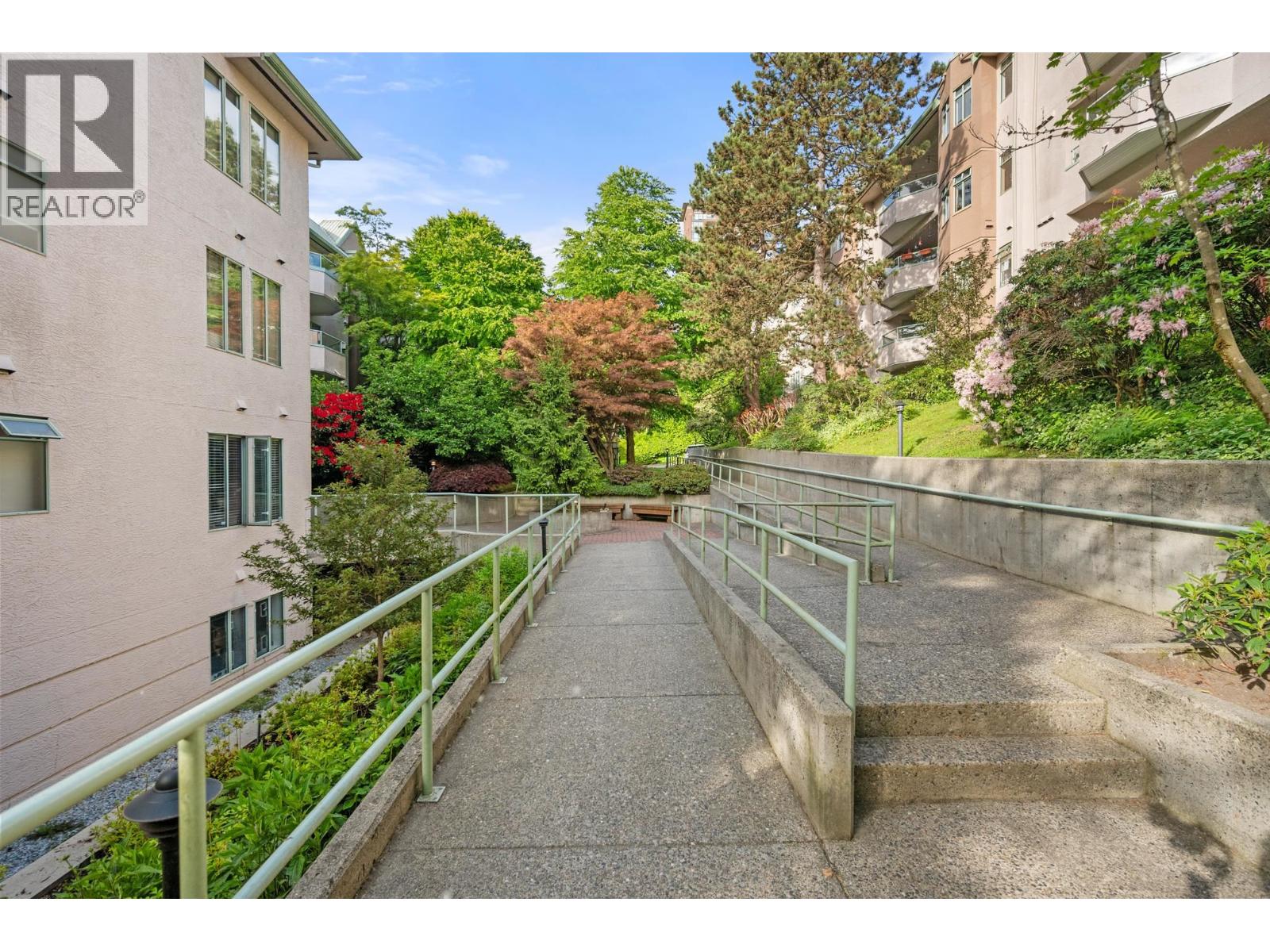 1 Bed, 1 Bath Apartment for Sale in Burnaby – 410 6737 STATION HILL COURT, Burnaby – MLS# R3128489 - Image 28