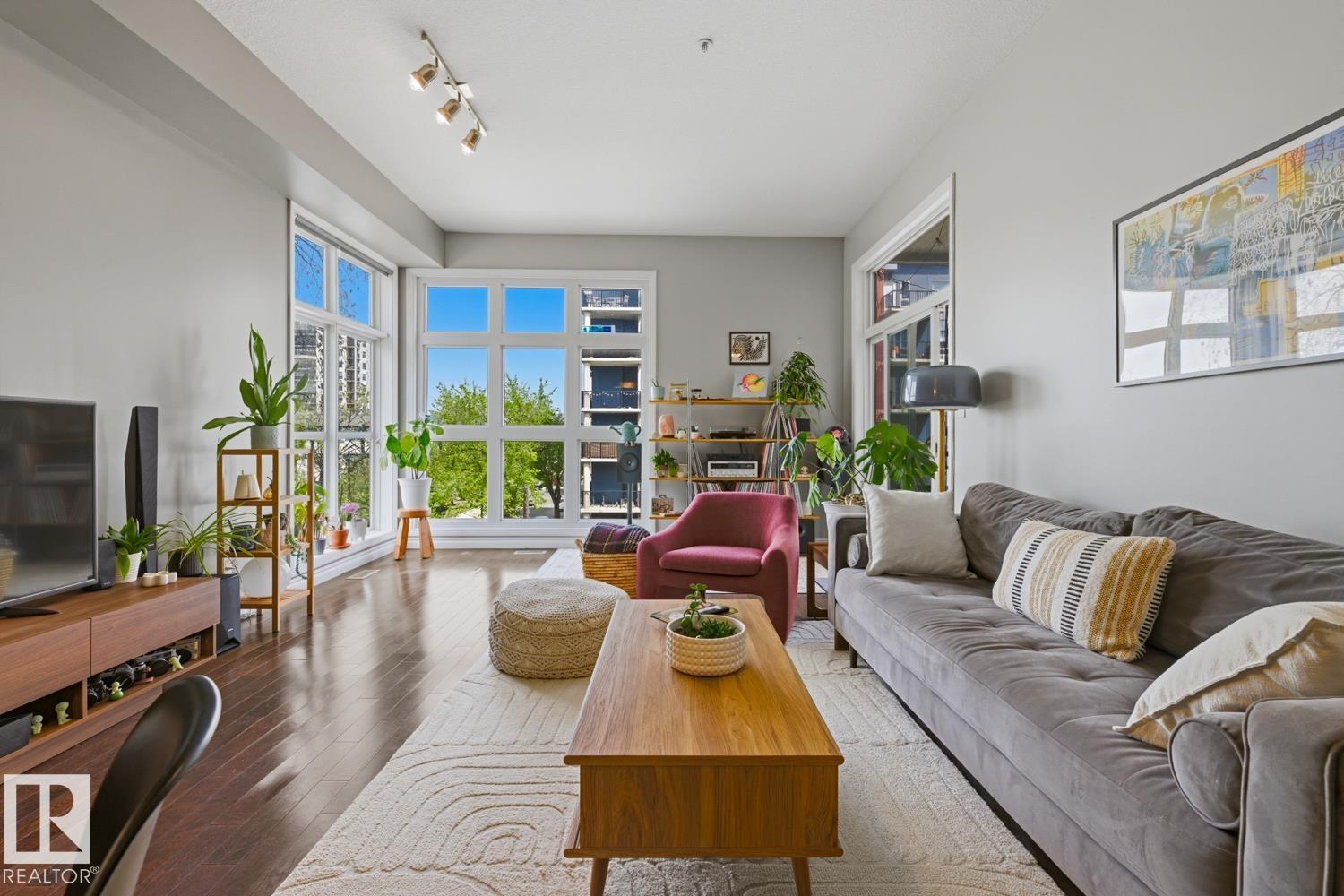 #304 10411 122 ST NW - Image 2