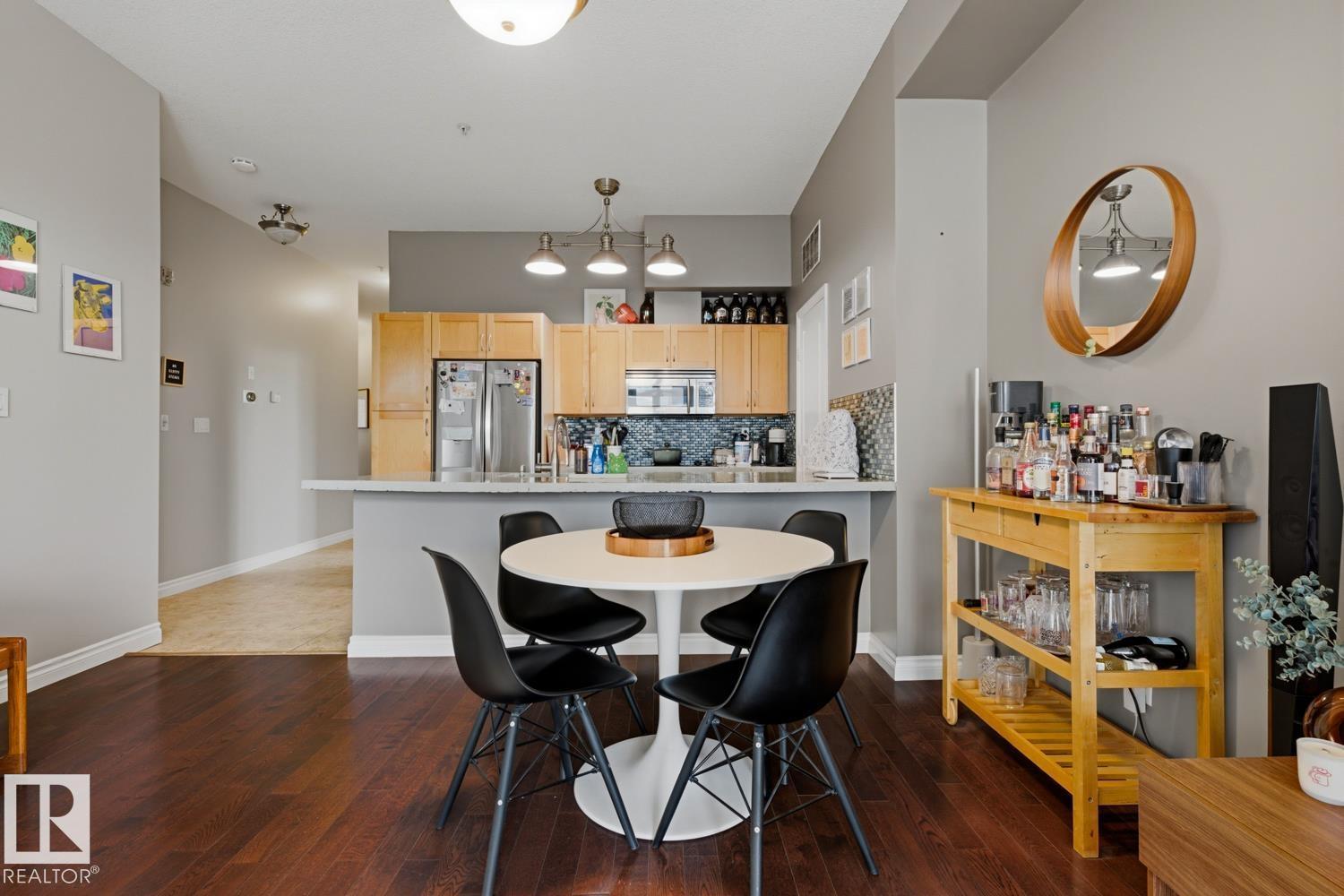 #304 10411 122 ST NW - 5