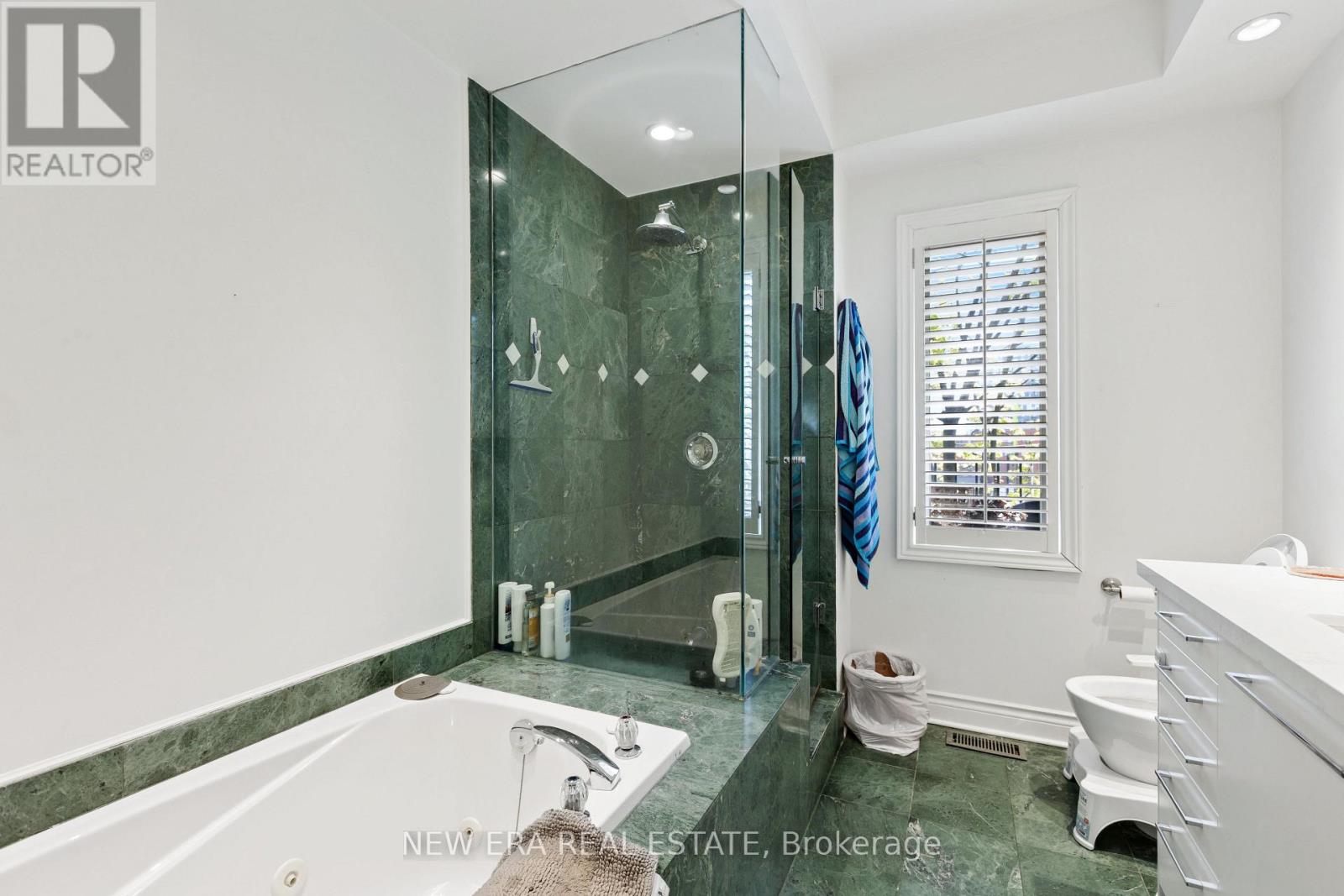 #B 35 SPRUCE STREET - 20