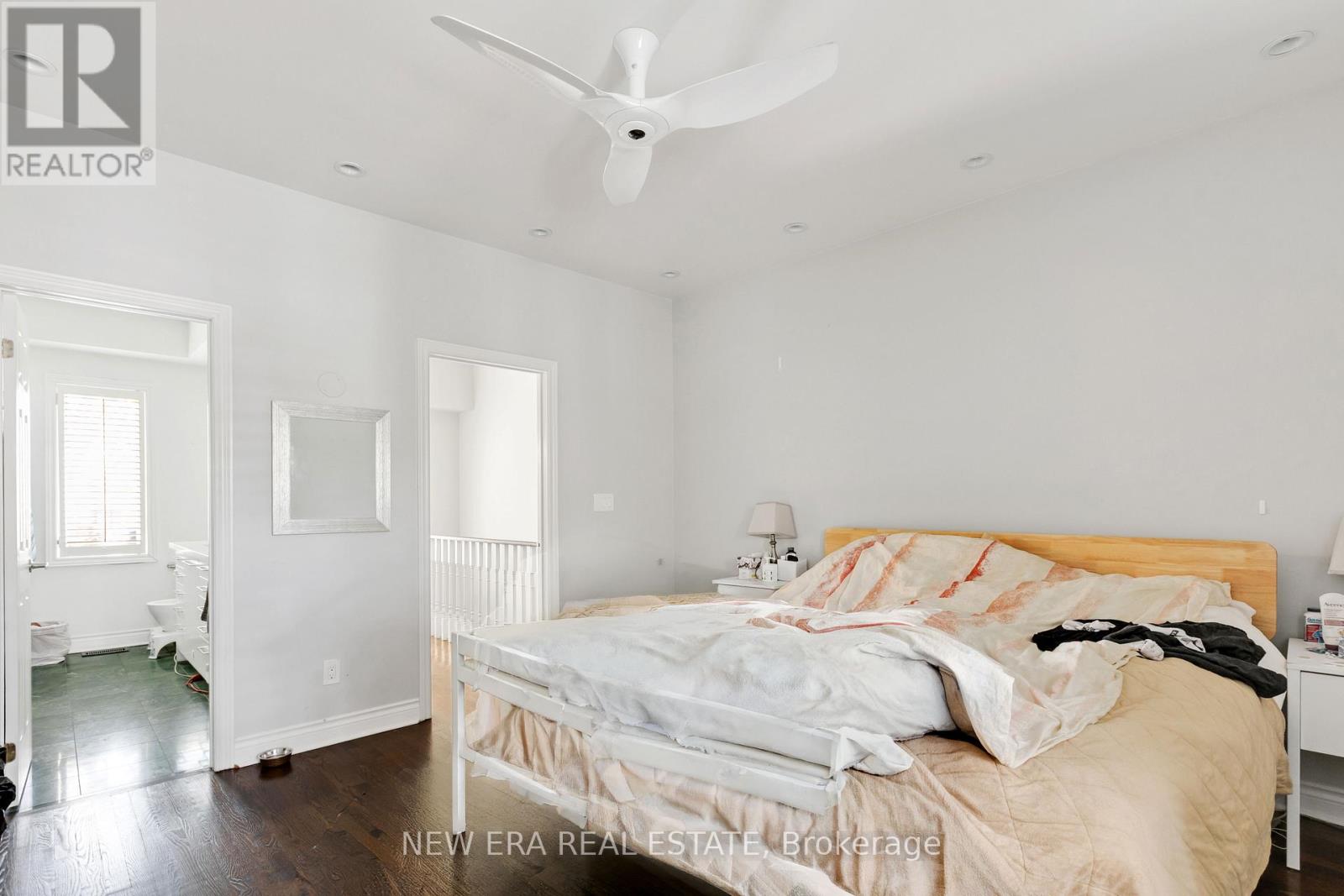 #B 35 SPRUCE STREET - 21