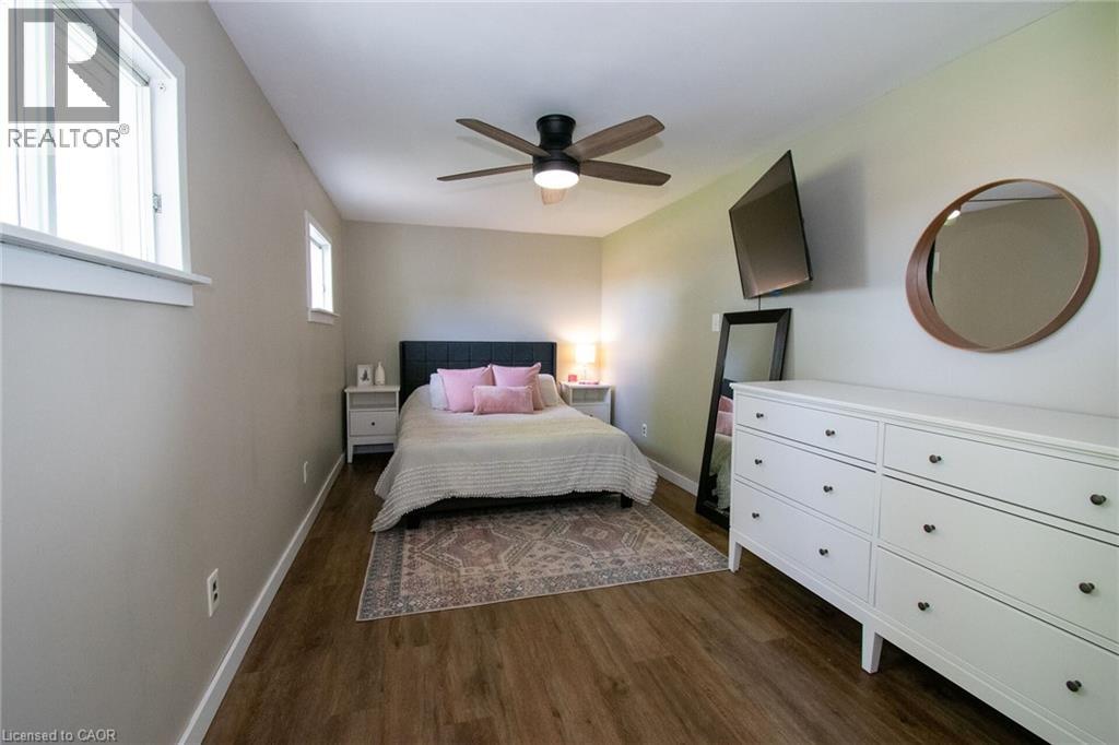 44 PYLE Road - 32