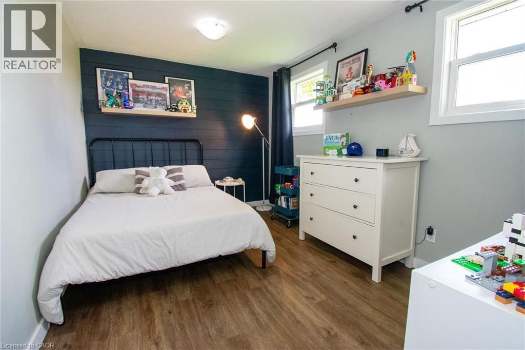 44 PYLE Road - 37