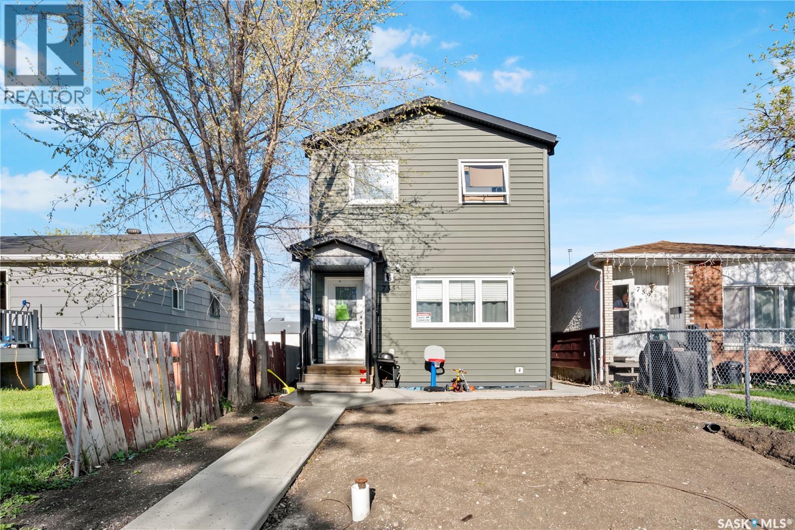 753 Rae STREET - 1