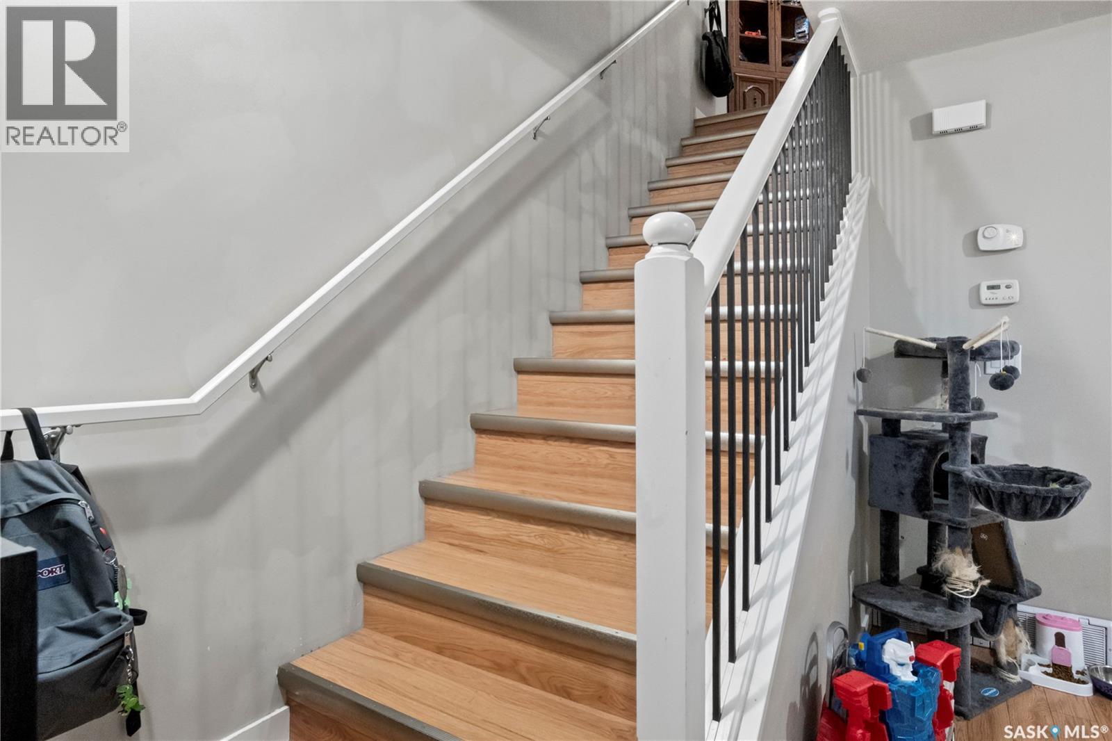 753 Rae STREET - 11