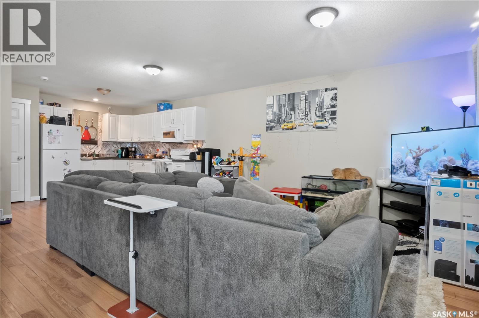 753 Rae STREET - 6