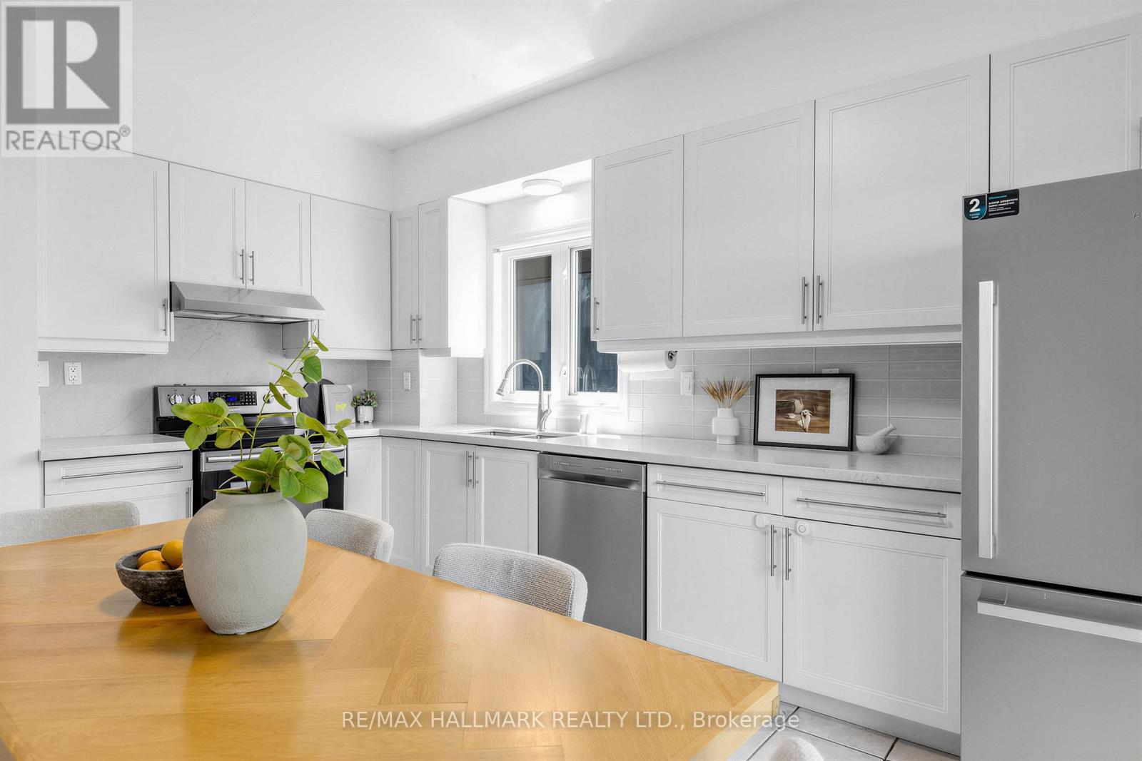 62 DONCASTER AVENUE - 16