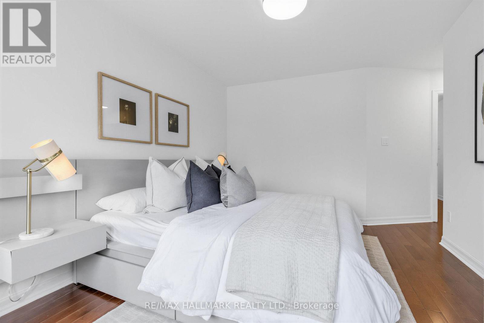 62 DONCASTER AVENUE - 28