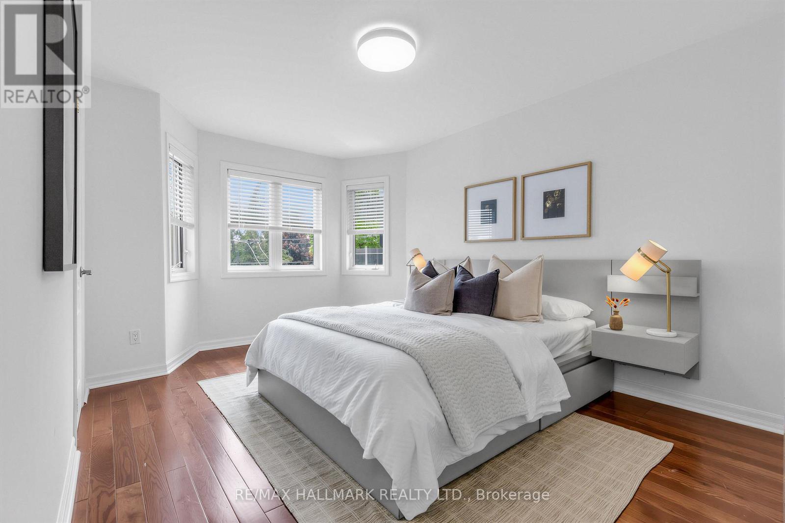 62 DONCASTER AVENUE - 29