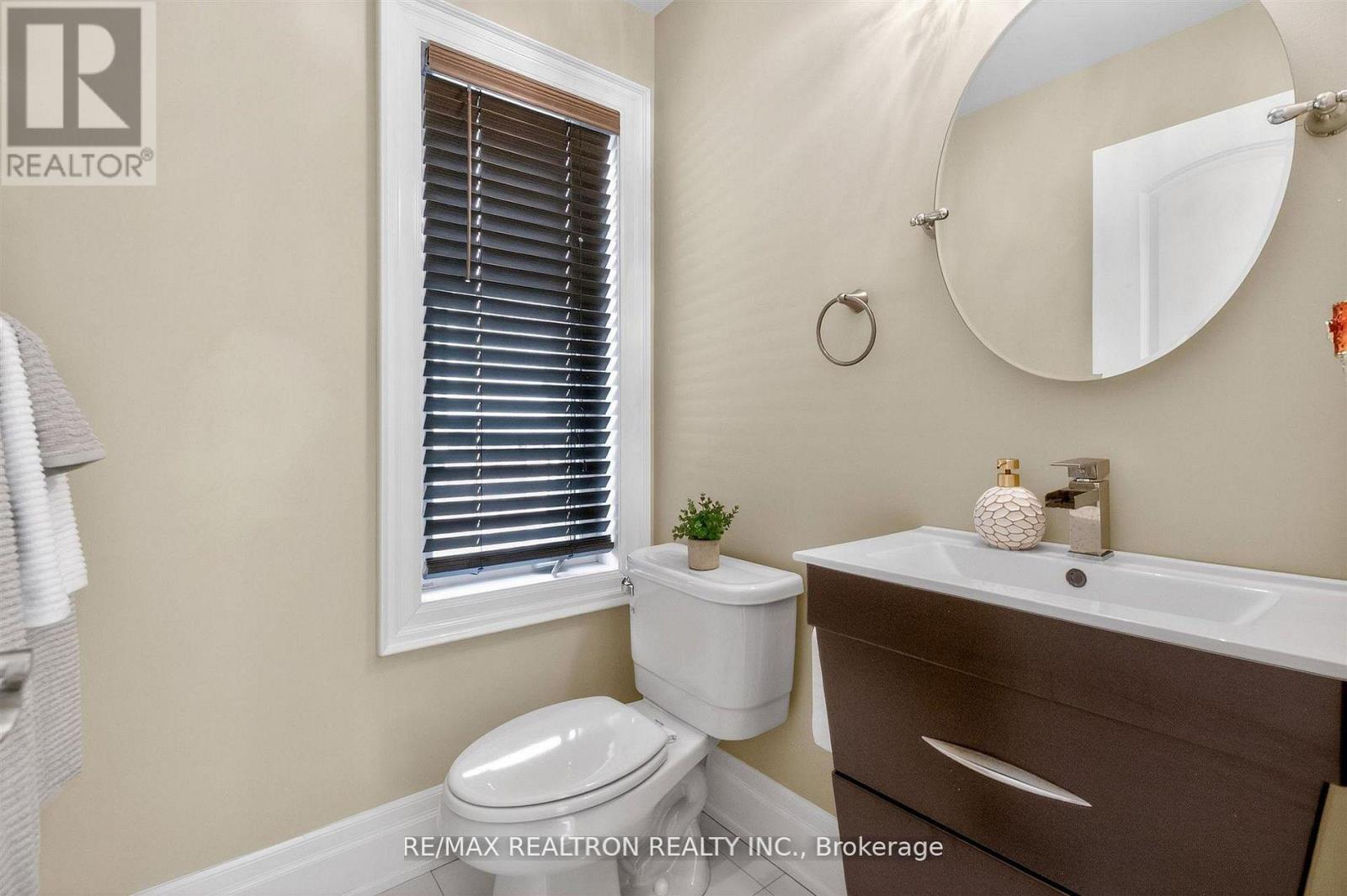 1001 GORHAM STREET - 23