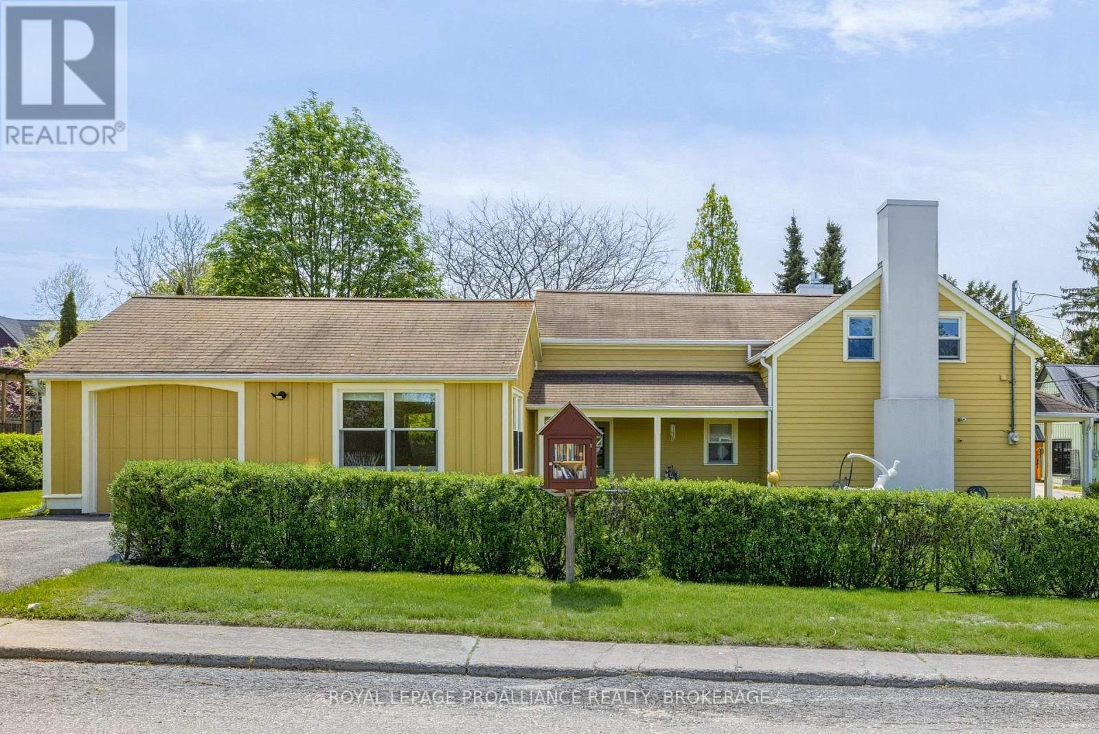 10 DRUMMOND STREET E - 38