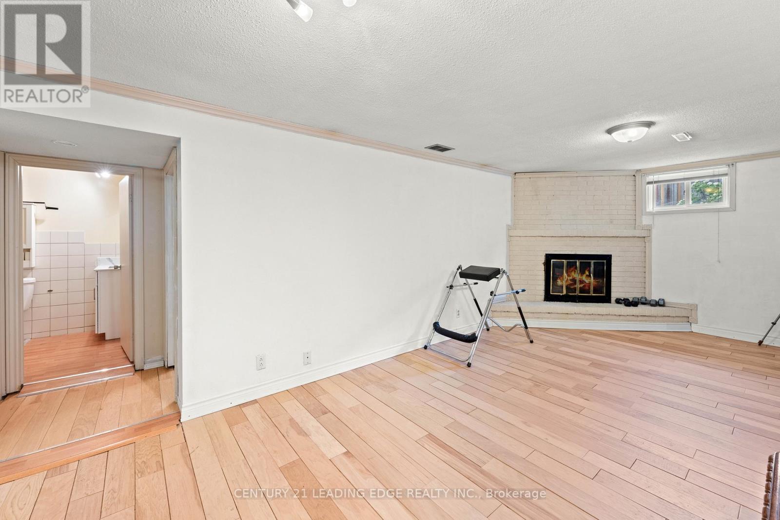 881 BLAIRHOLM AVENUE - 43