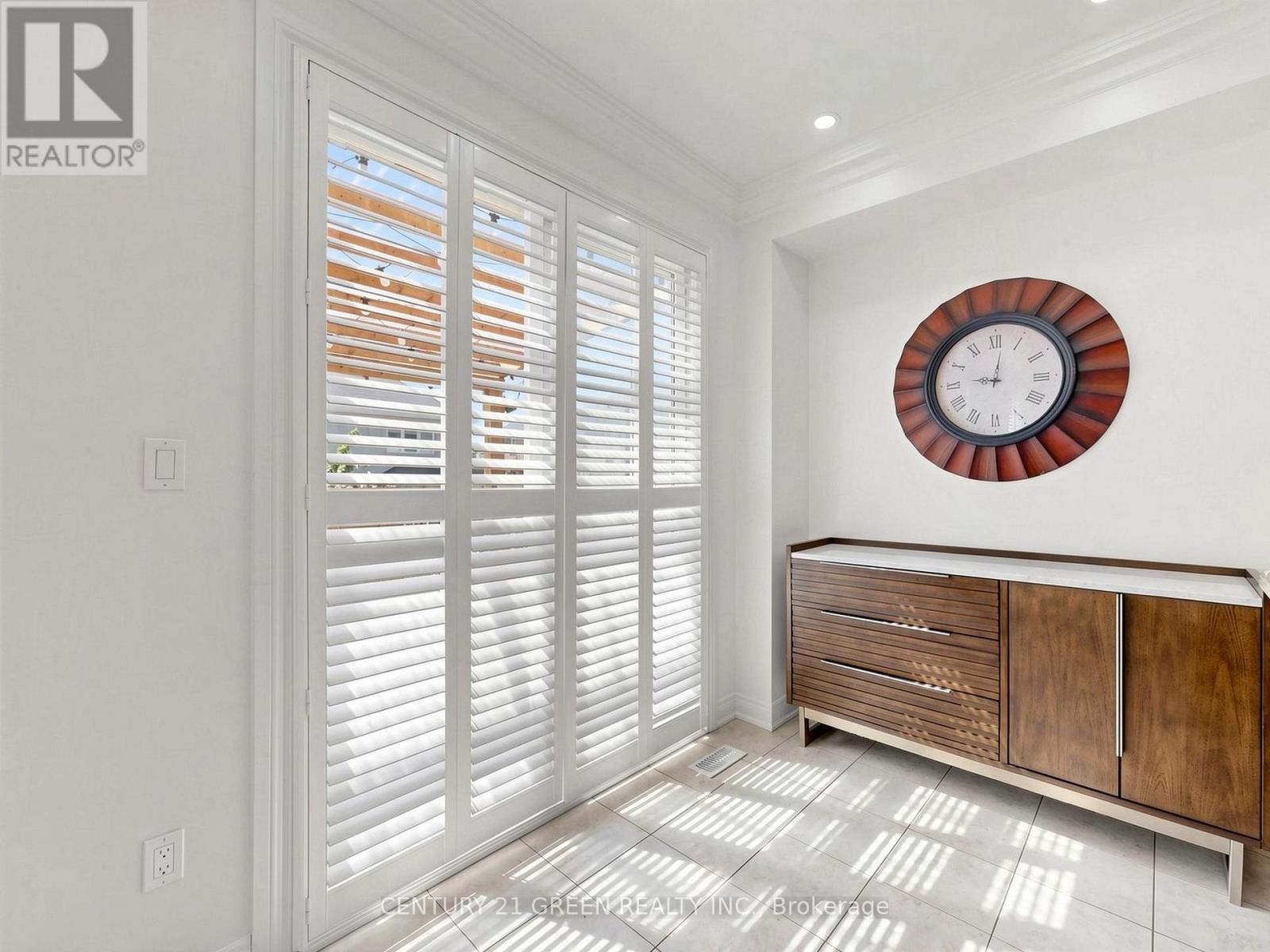 35 TWIN FALLS ROAD - 14